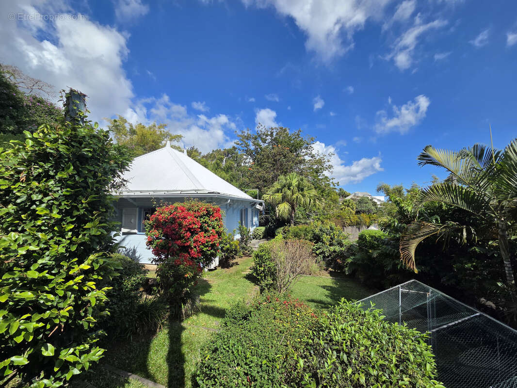 A vendre à La Montagne, villa créole F4-5 + bungalow - photo 16