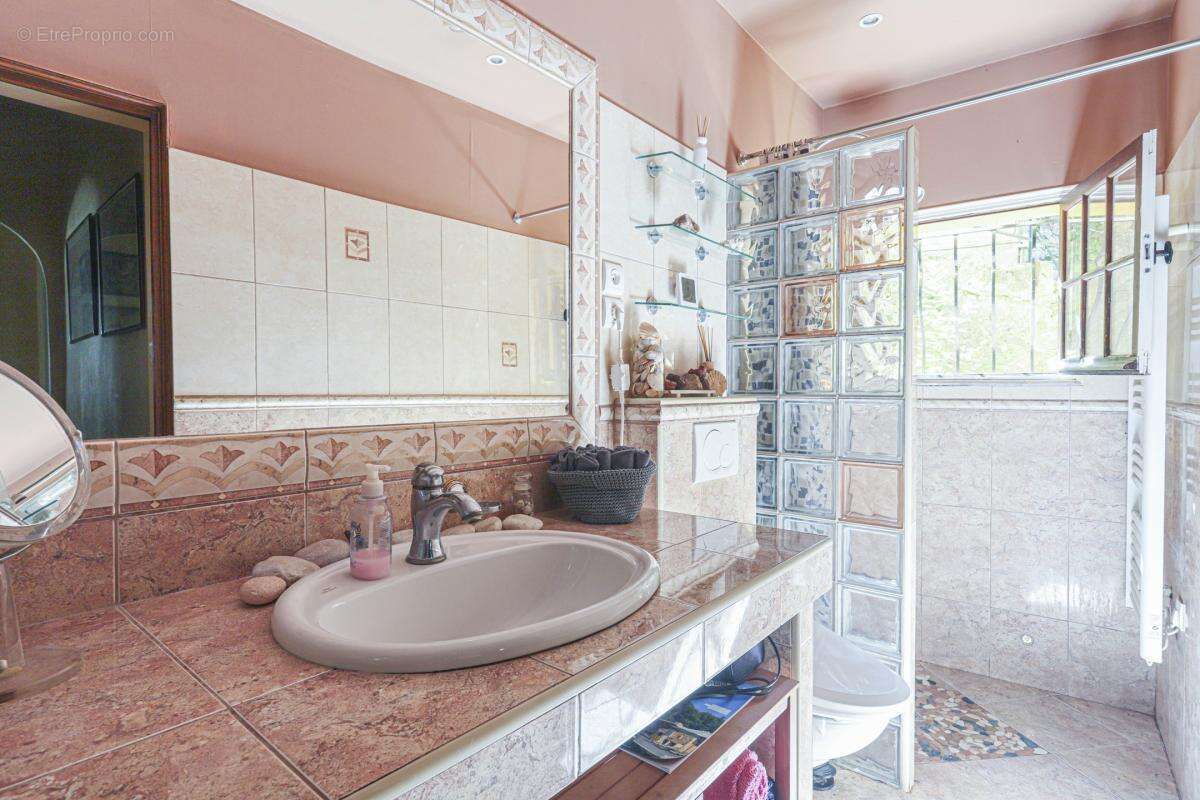 Maison à MENTON