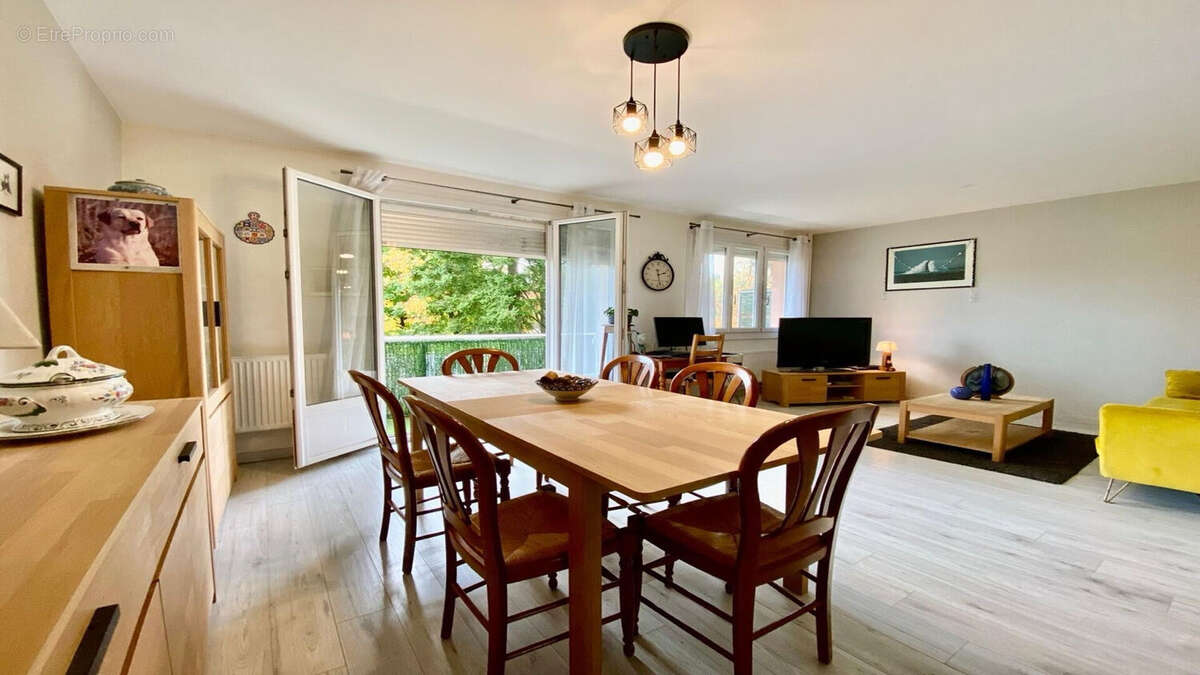 Appartement à VILLEFRANCHE-SUR-SAONE