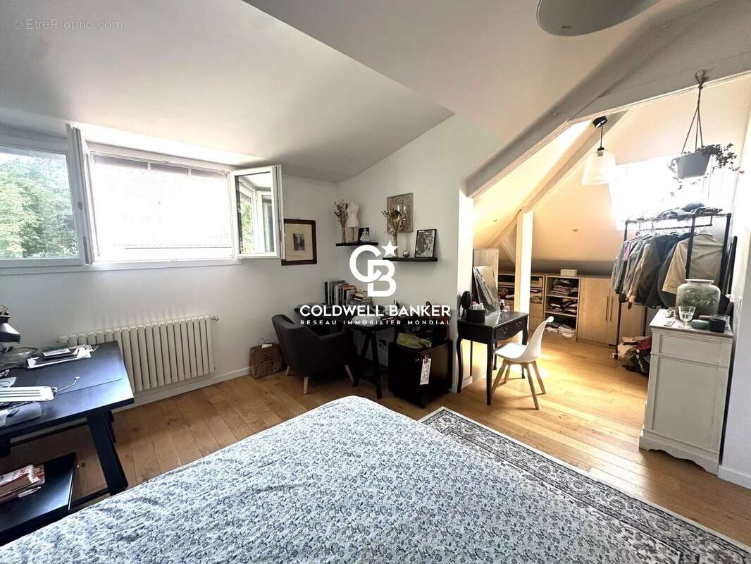 Maison bourgeoise  250 M2 quartier Charmettes - photo 35