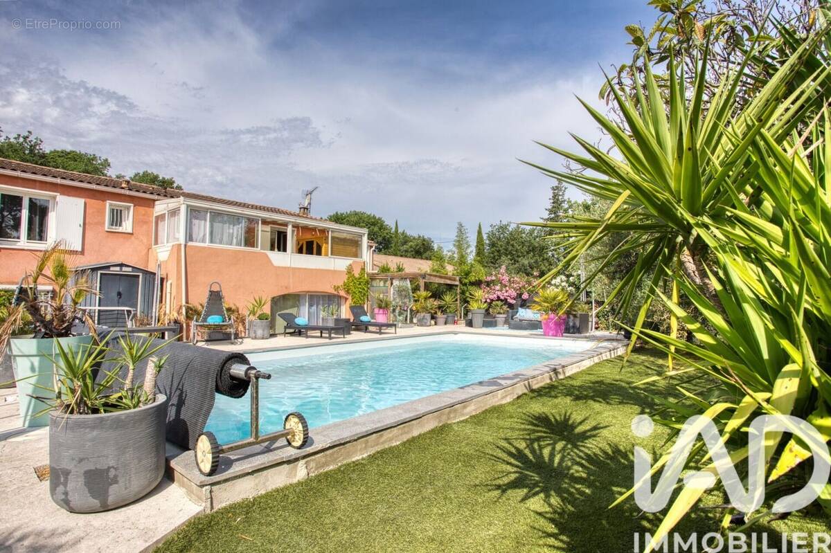 Photo 1 - Maison à LES MAYONS