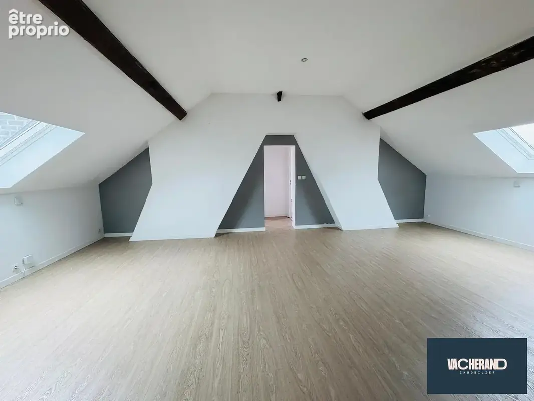 Appartement 3 pièces 70 m² à vendre à Tourcoing (59200) - photo 2