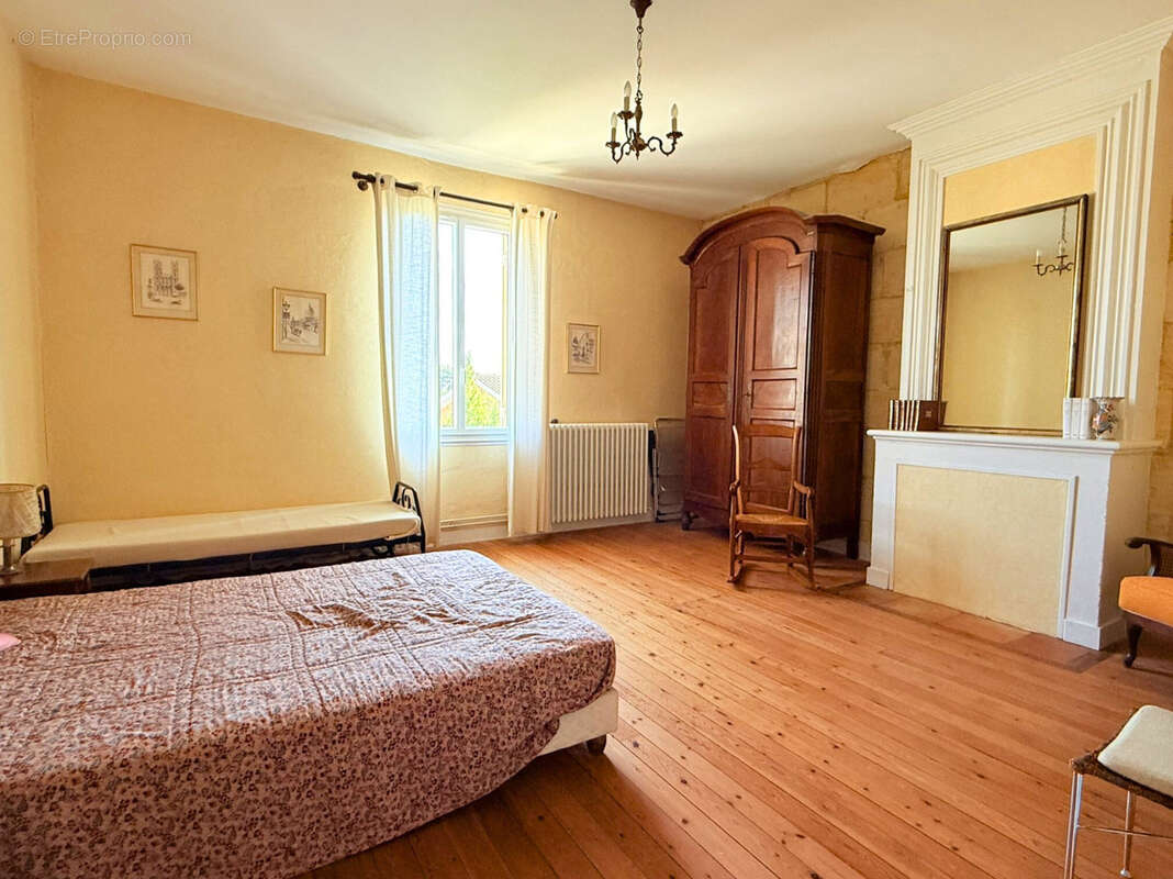 Maison à SAINT-GERMAIN-DU-PUCH