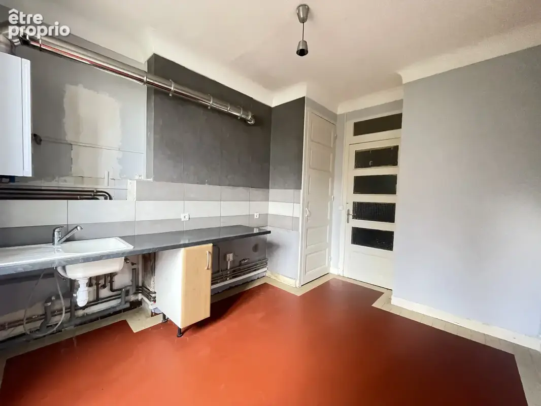 Grand T4 lumineux avec possibilité 3 chambres   Calme et commodités à pied - photo 11