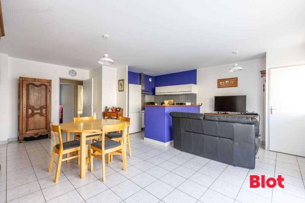 Appartement à CHAVAGNE