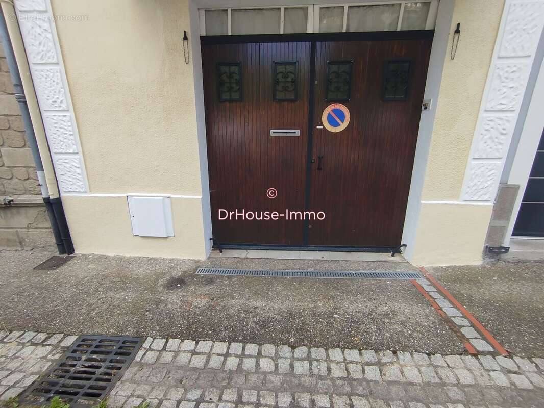 Maison à LA TOUR-DU-CRIEU