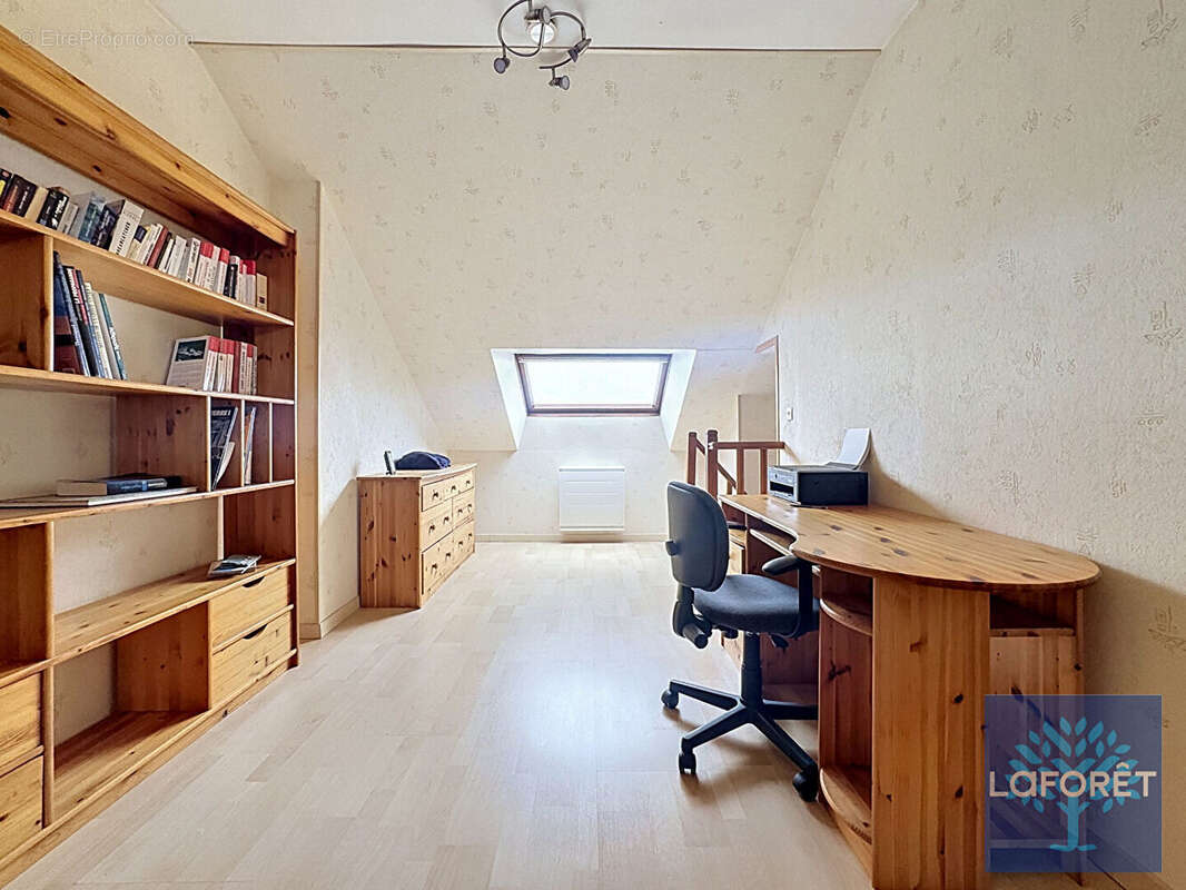 Appartement à NEUILLY-PLAISANCE