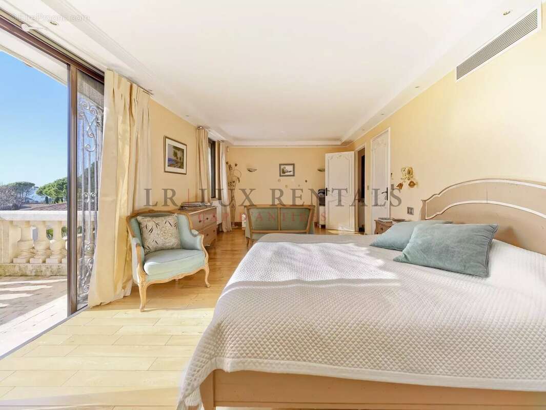 Maison à ANTIBES