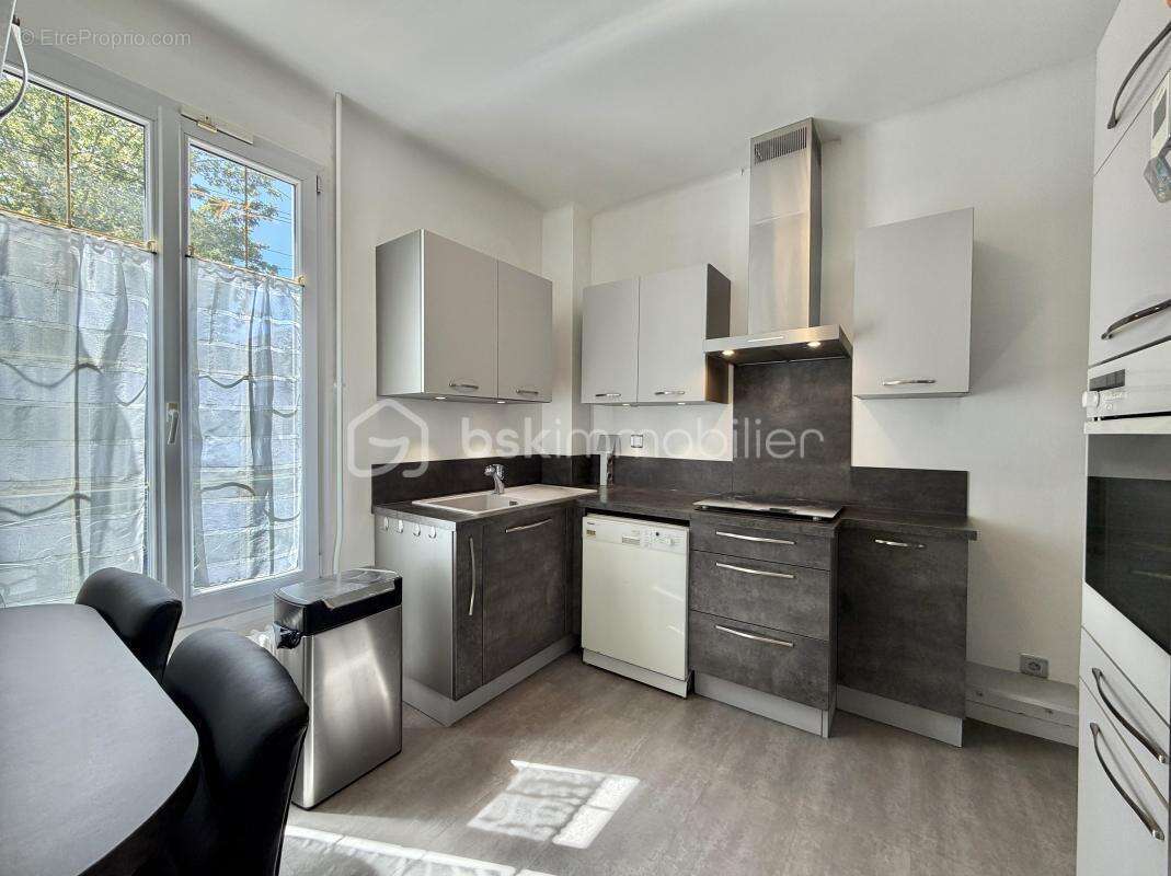 Maison à AULNAY-SOUS-BOIS
