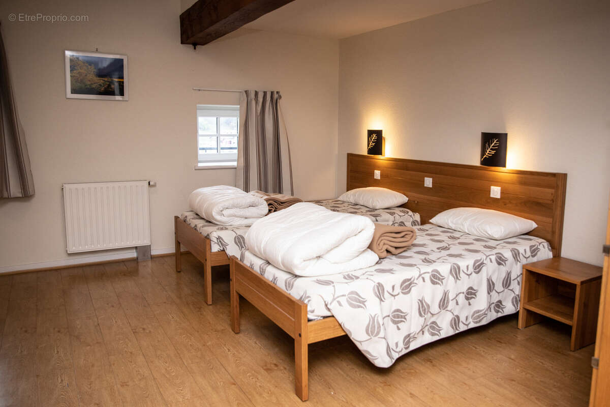 Maison à LE BRUGERON