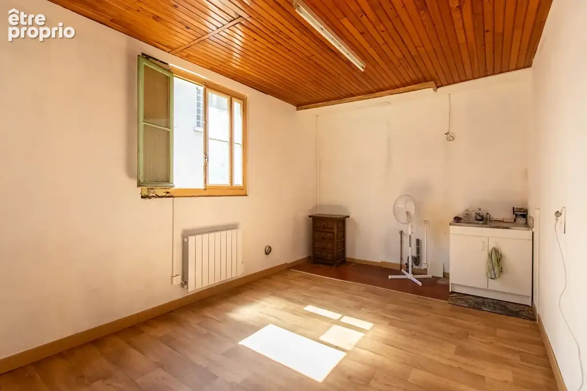 Maison à rénover avec potentiel de 2 logements - photo 5