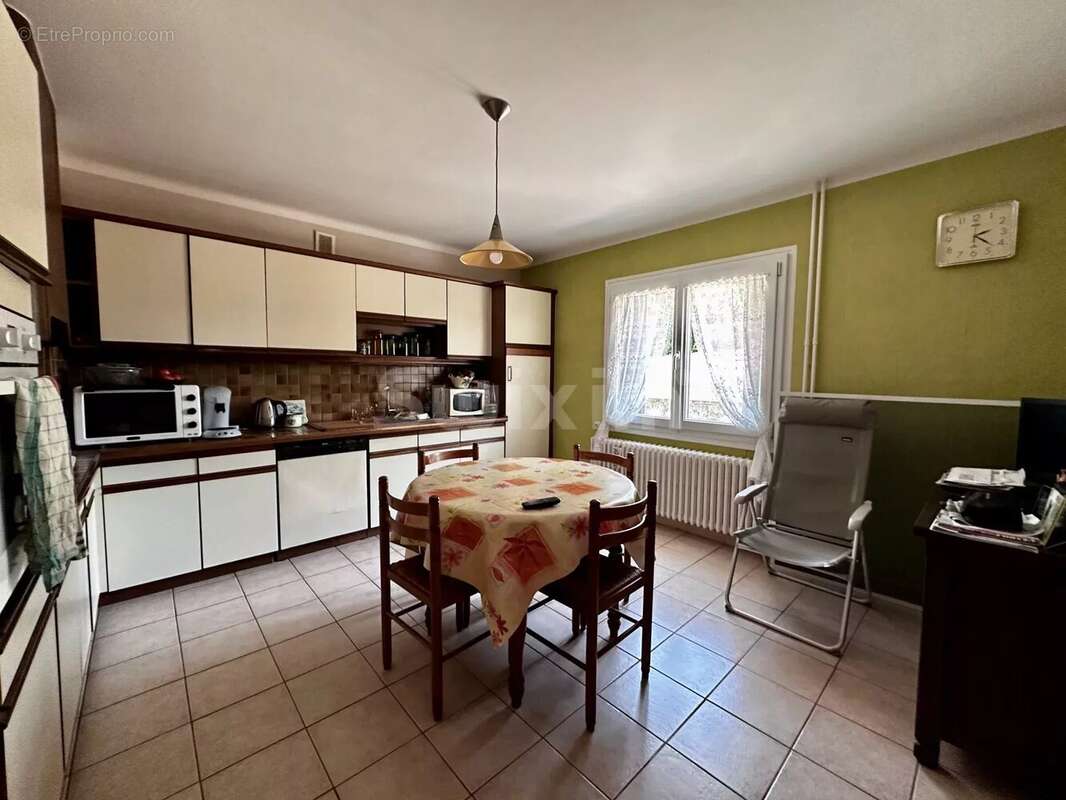 Maison à LONS-LE-SAUNIER