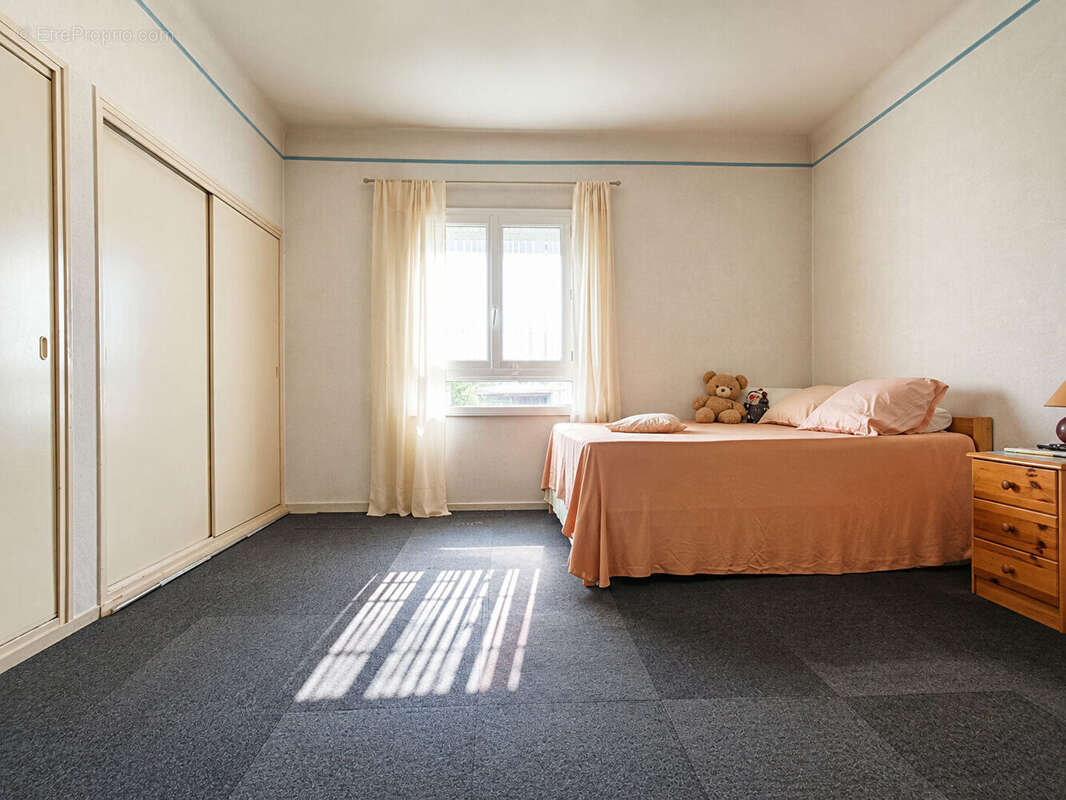 Appartement à MARSEILLE-11E