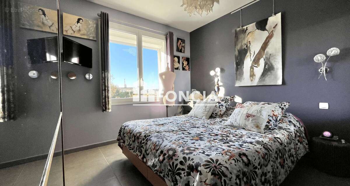 Appartement à SIX-FOURS-LES-PLAGES