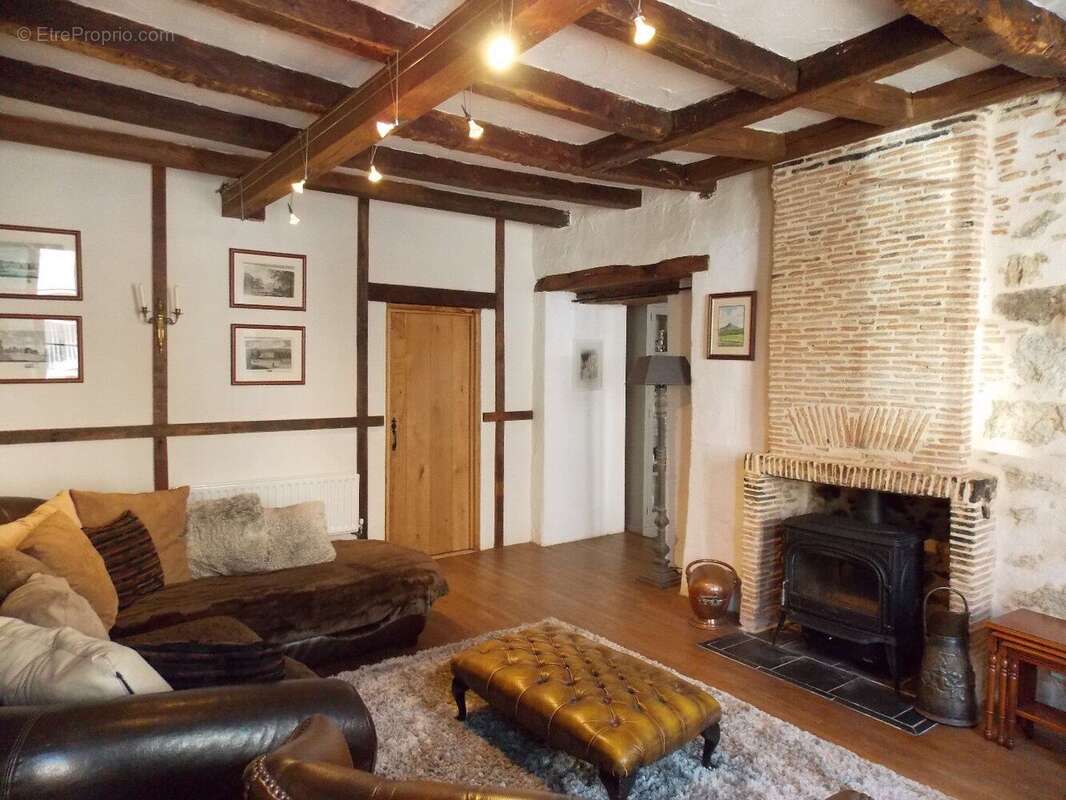Maison à ROCHECHOUART