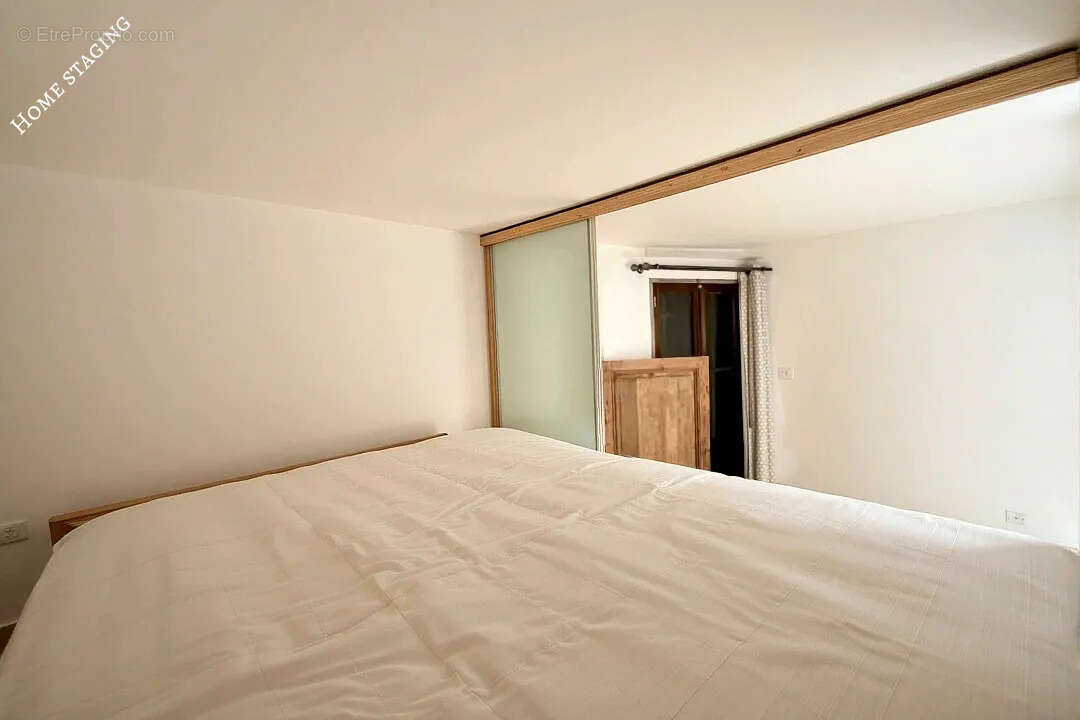 Appartement à PARIS-20E