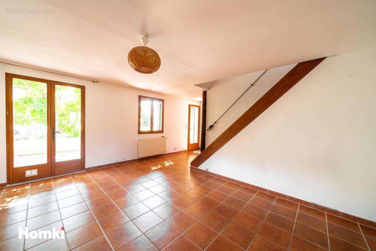 Maison/Villa T6 de 120 m² à Boulbon 13150 - photo 12