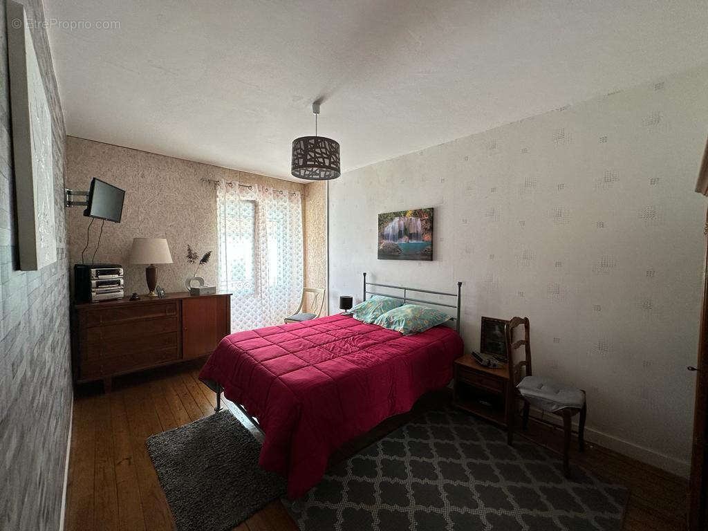 Maison à MORTAGNE-SUR-GIRONDE