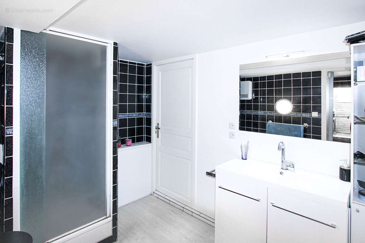À VENDRE - Maison de ville 140 m² à Châlons-en-Champagne - photo 9