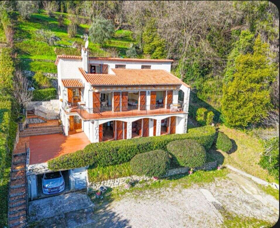 Maison à LA COLLE-SUR-LOUP