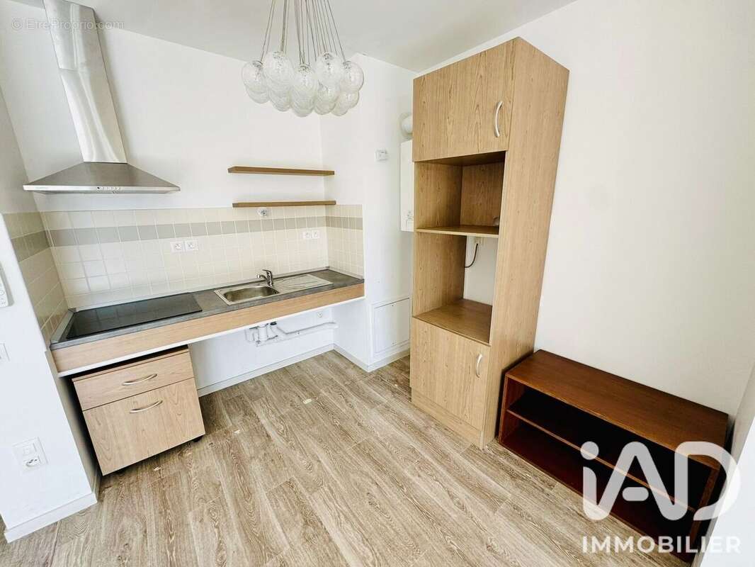 Appartement 48 m² à Saint-Cyr-En-Val  - photo 4