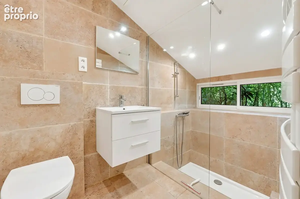 Maison 6 pièces 148 m² à vendre à Saint-Antonin-Sur-Bayon (13100) - photo 7