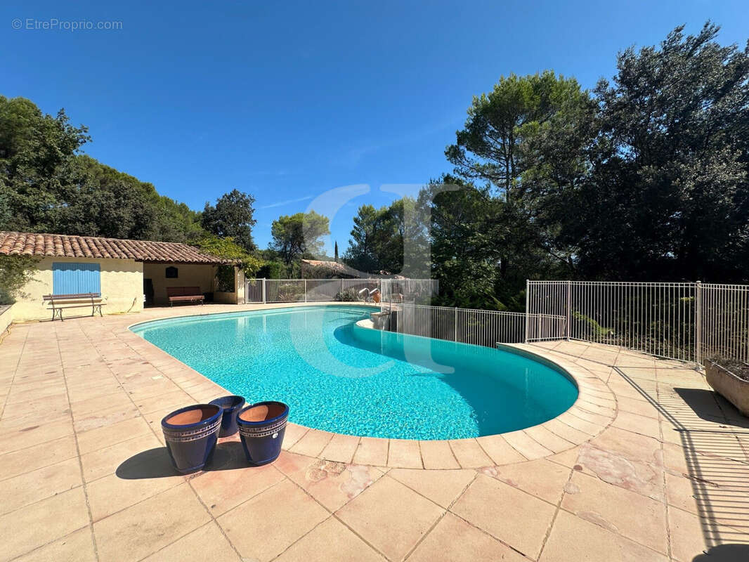 Maison à VAISON-LA-ROMAINE