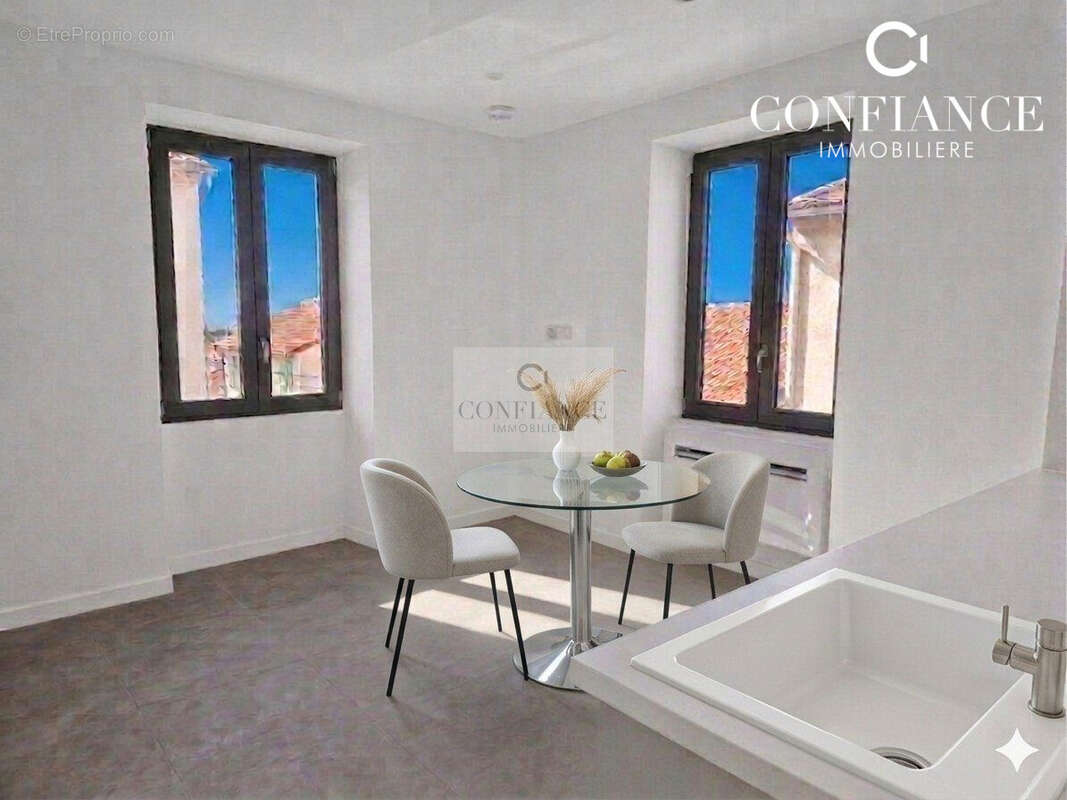 Appartement à LA TURBIE