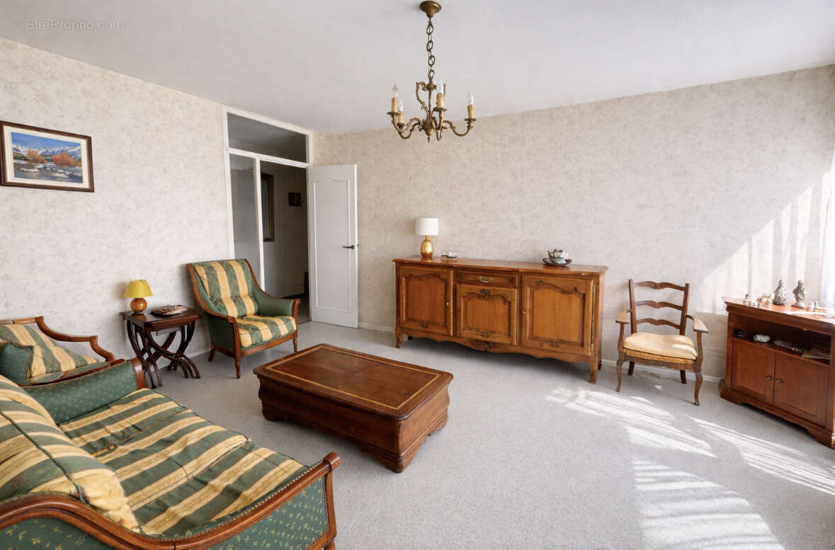 Appartement à ANNECY-LE-VIEUX