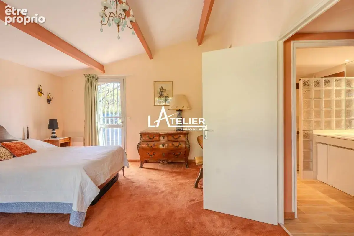 Propriété, parc arboré, 4ch, bureau, triple garage, piscine - photo 12