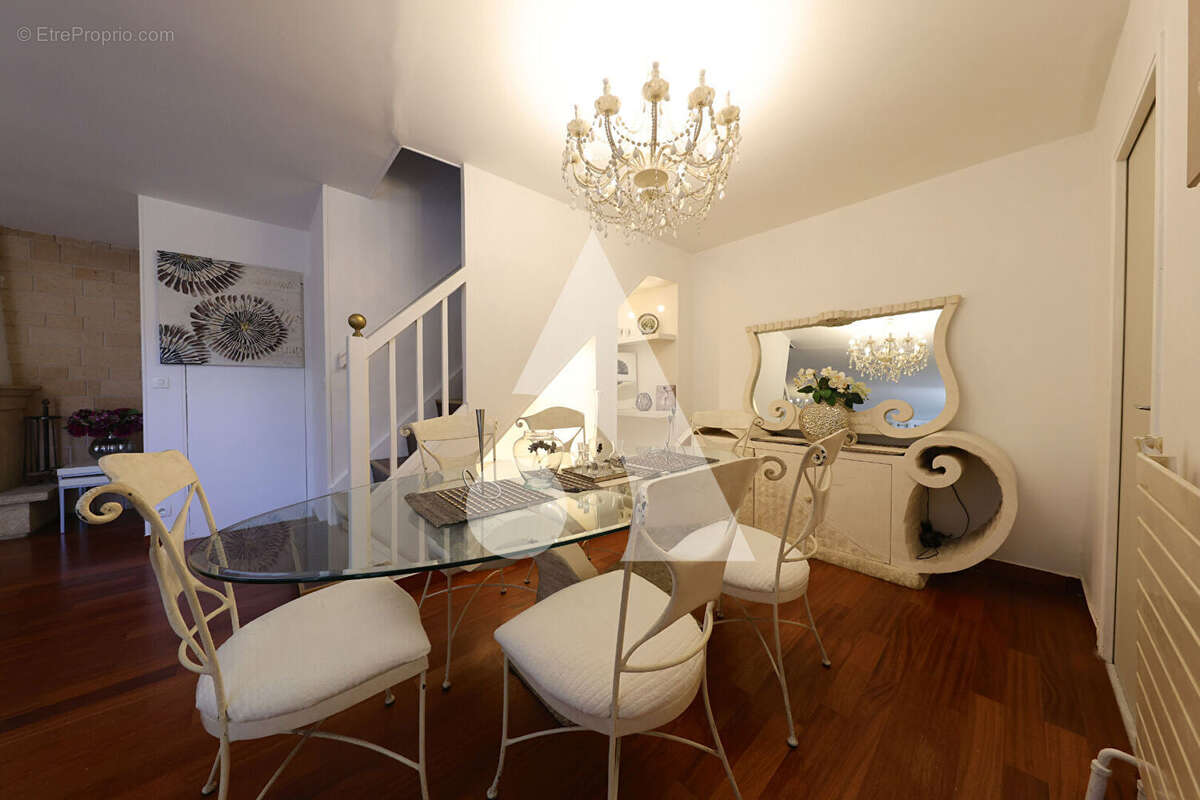 Maison à SAINT-GERMAIN-LES-CORBEIL