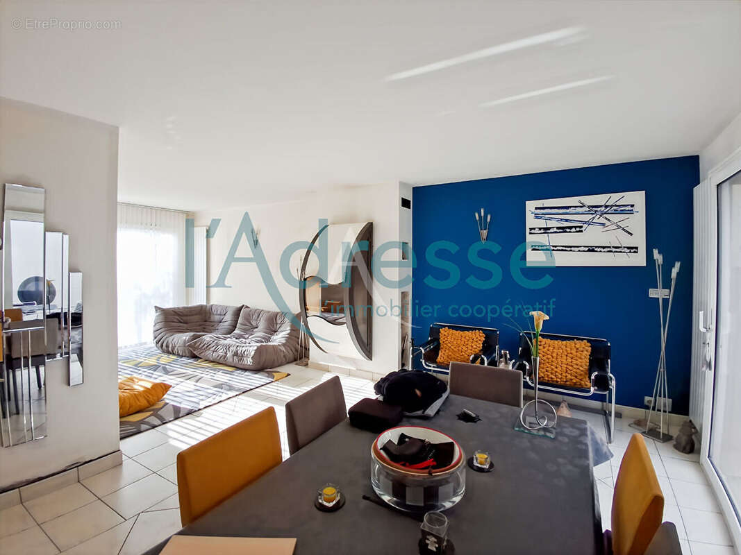 Maison à SURESNES