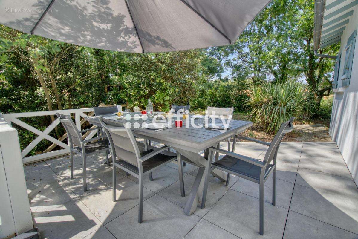 Maison à LA TREMBLADE