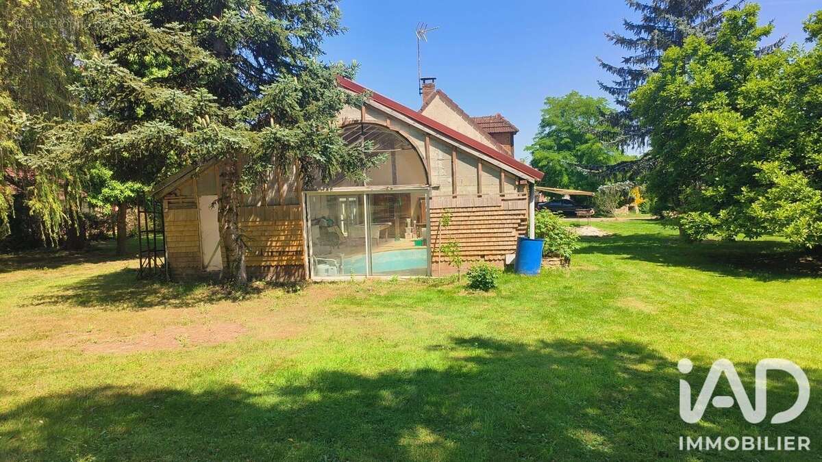 Maison 146 m² à Montceaux-Les-Vaudes  - photo 7