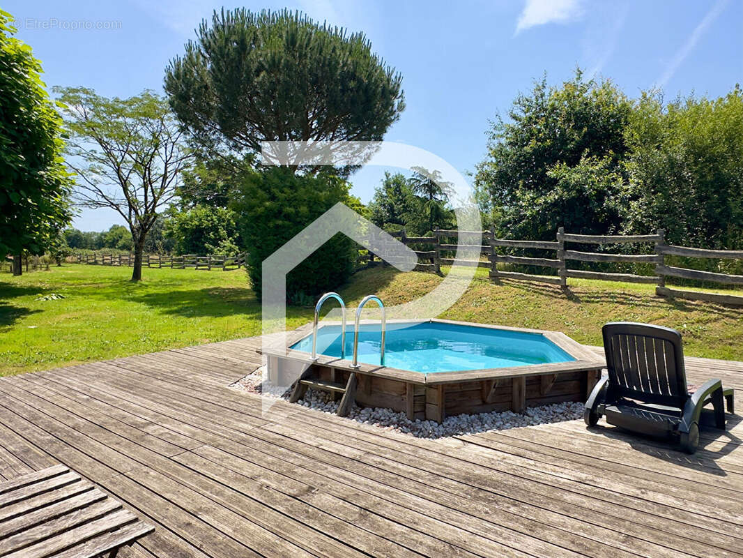 Maison à BEAUPOUYET