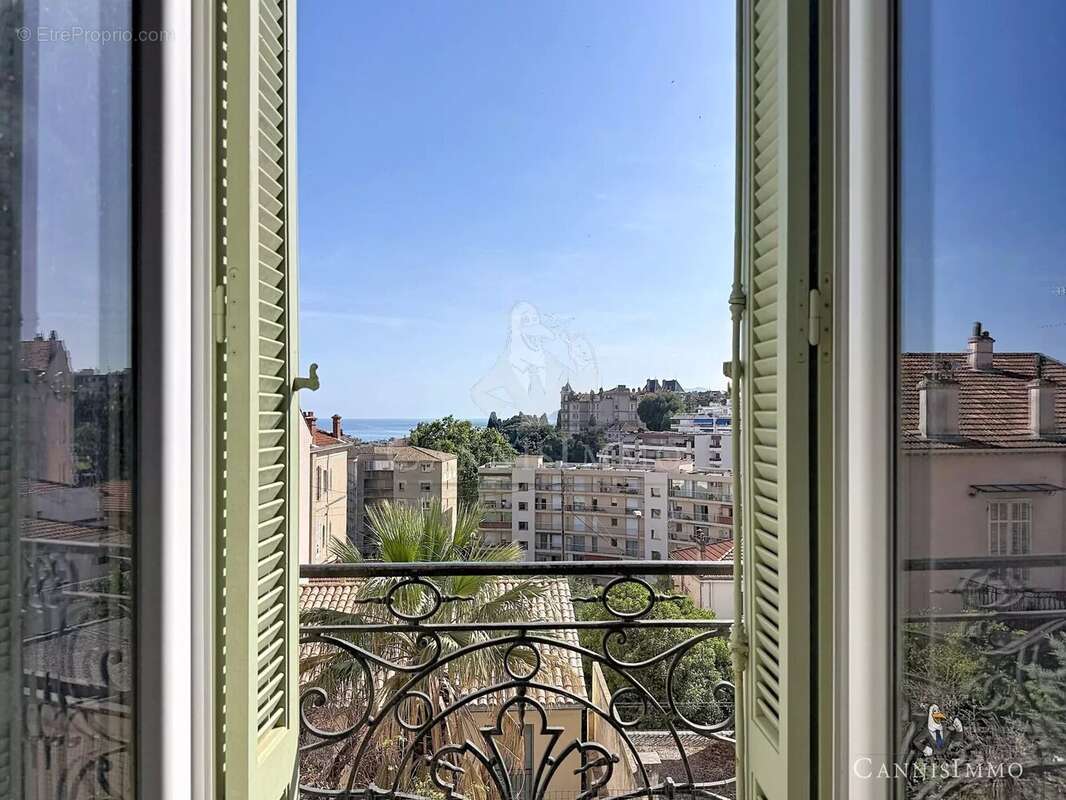 Appartement à CANNES
