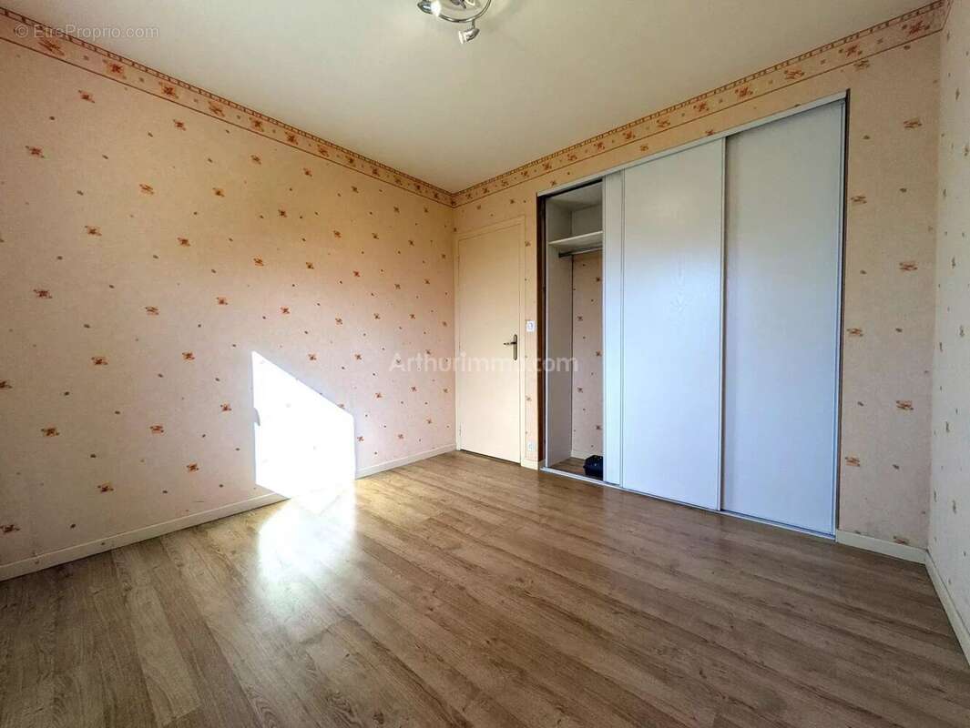 Maison à SAINT-DONAN