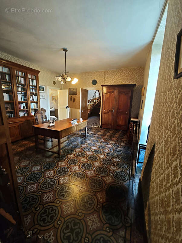 Maison à SAINT-MARTIN-LE-VIEIL