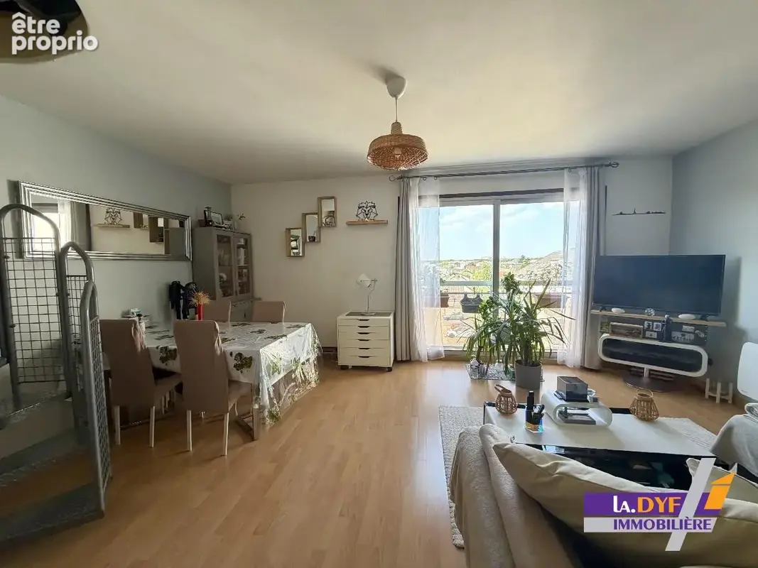 Appartement 46 m² à Vaujours  - photo 2