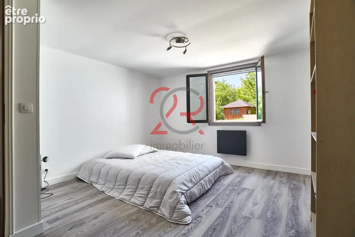 Un cadre de vie privilégié : maison familiale de 197 m2 sur une belle parcelle de 691 m - photo 9