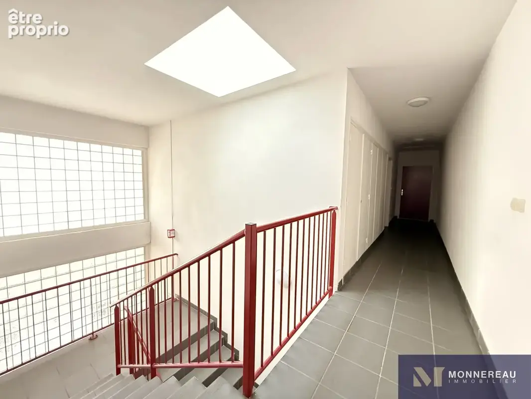 Appartement t3 avec terrasse - photo 12