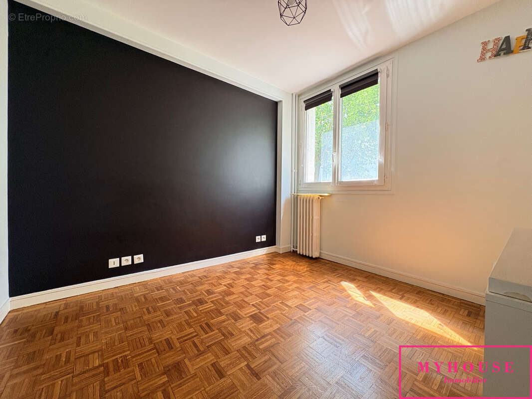 Appartement à BAGNEUX