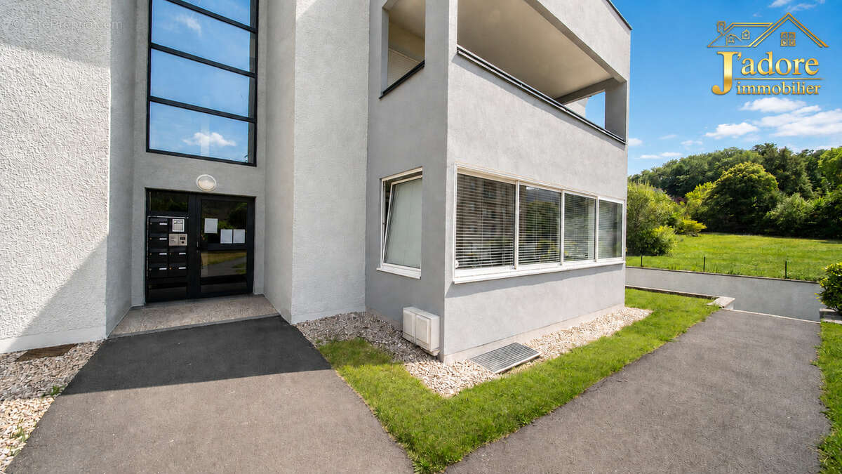 Appartement plain pied + veranda + parking souterrain - photo 2