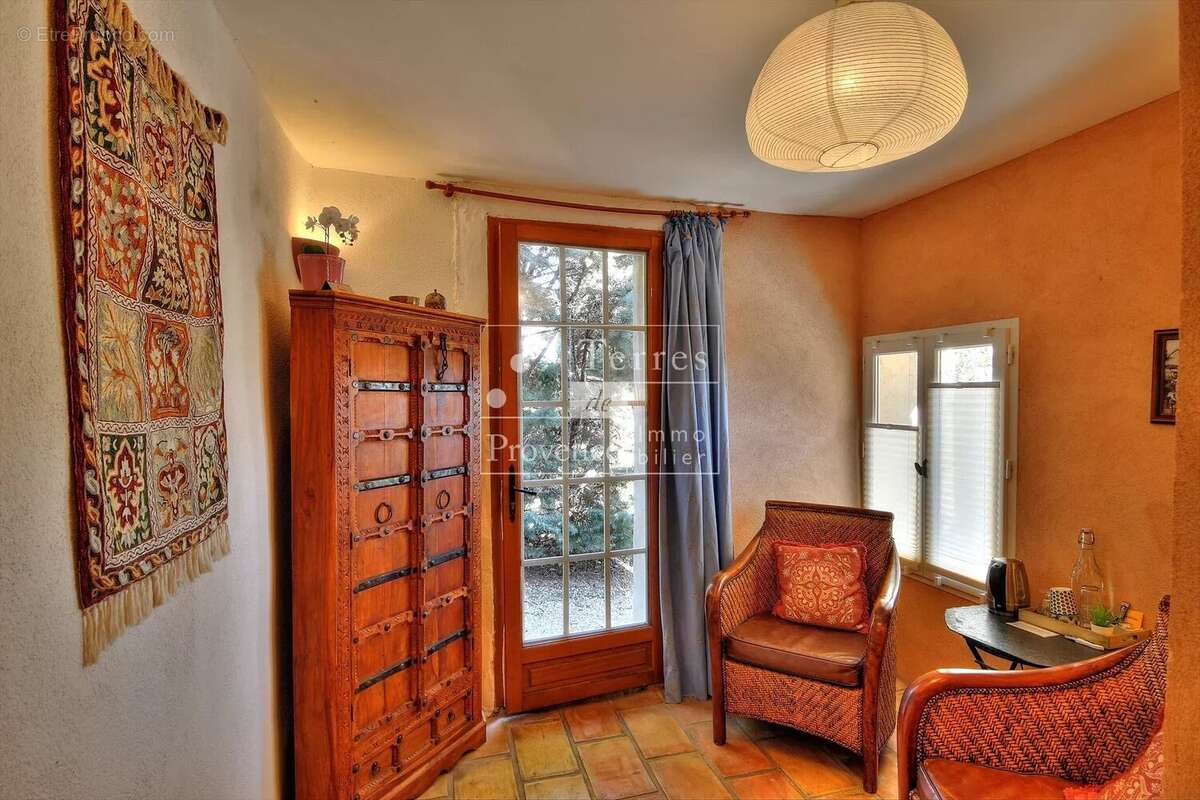 Maison à SAINT-LAURENT-DU-VERDON