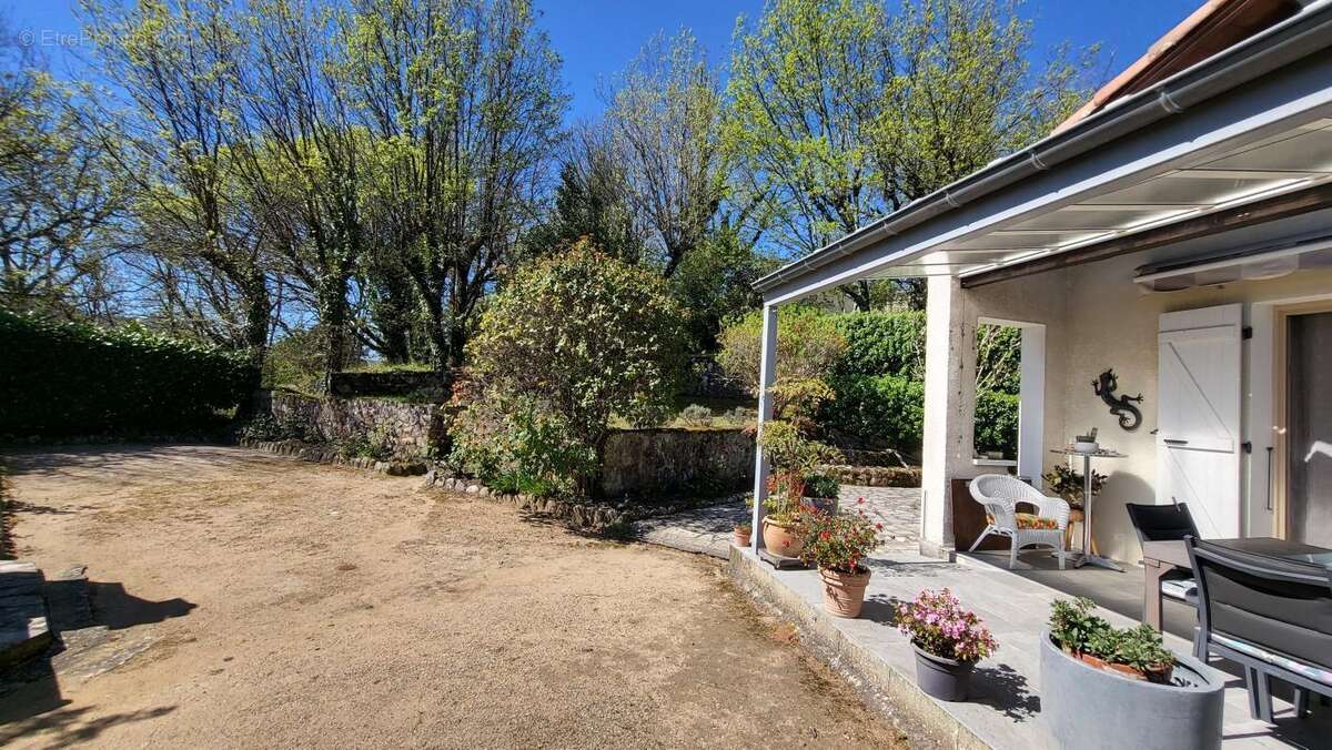 Maison à ROSIERES