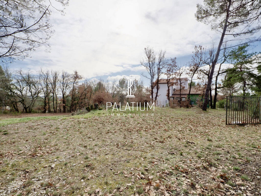 Terrain à PIERREVERT
