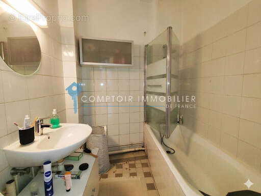 Grenoble rue Paul Janet grand T2 - photo 8