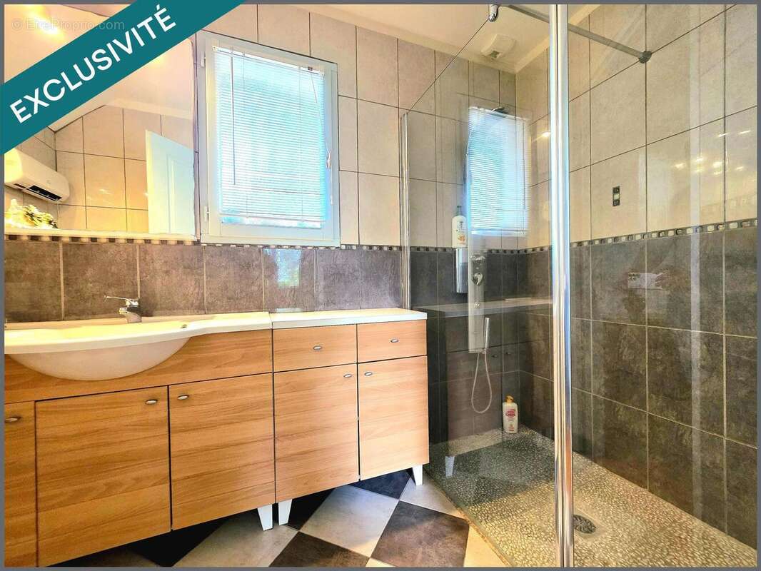 Maison 305 m² à Jouy-Le-Chatel  - photo 7