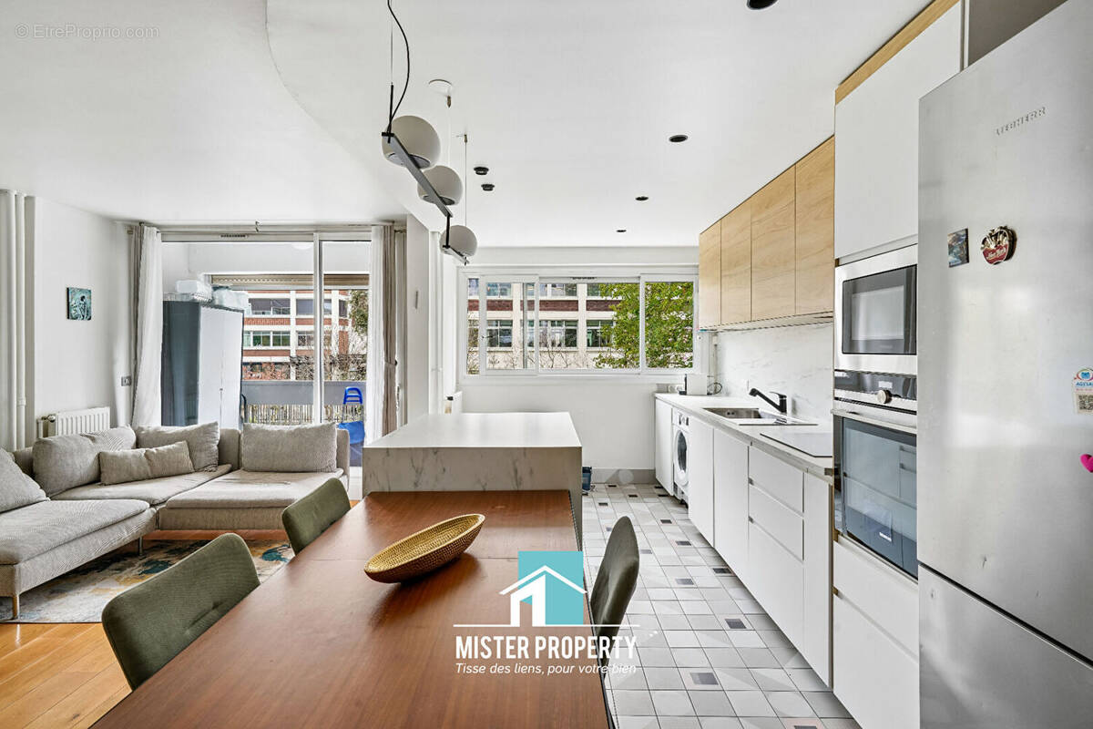 Appartement à LEVALLOIS-PERRET