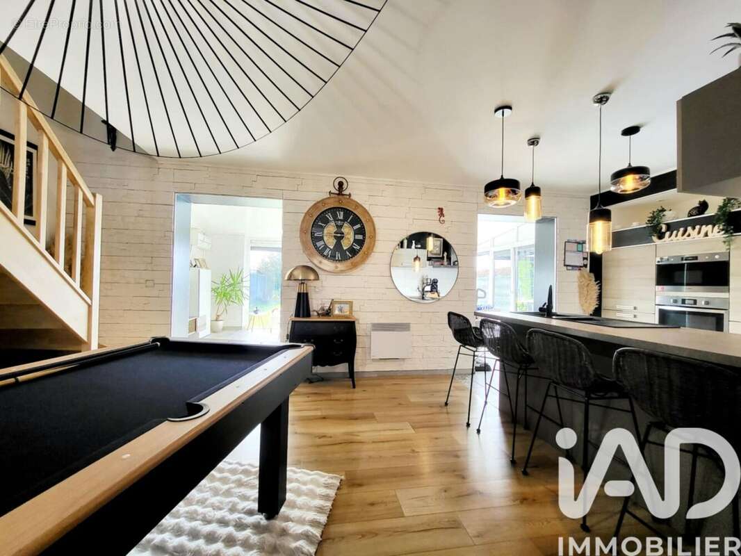 Maison 130 m² à Avril  - photo 3